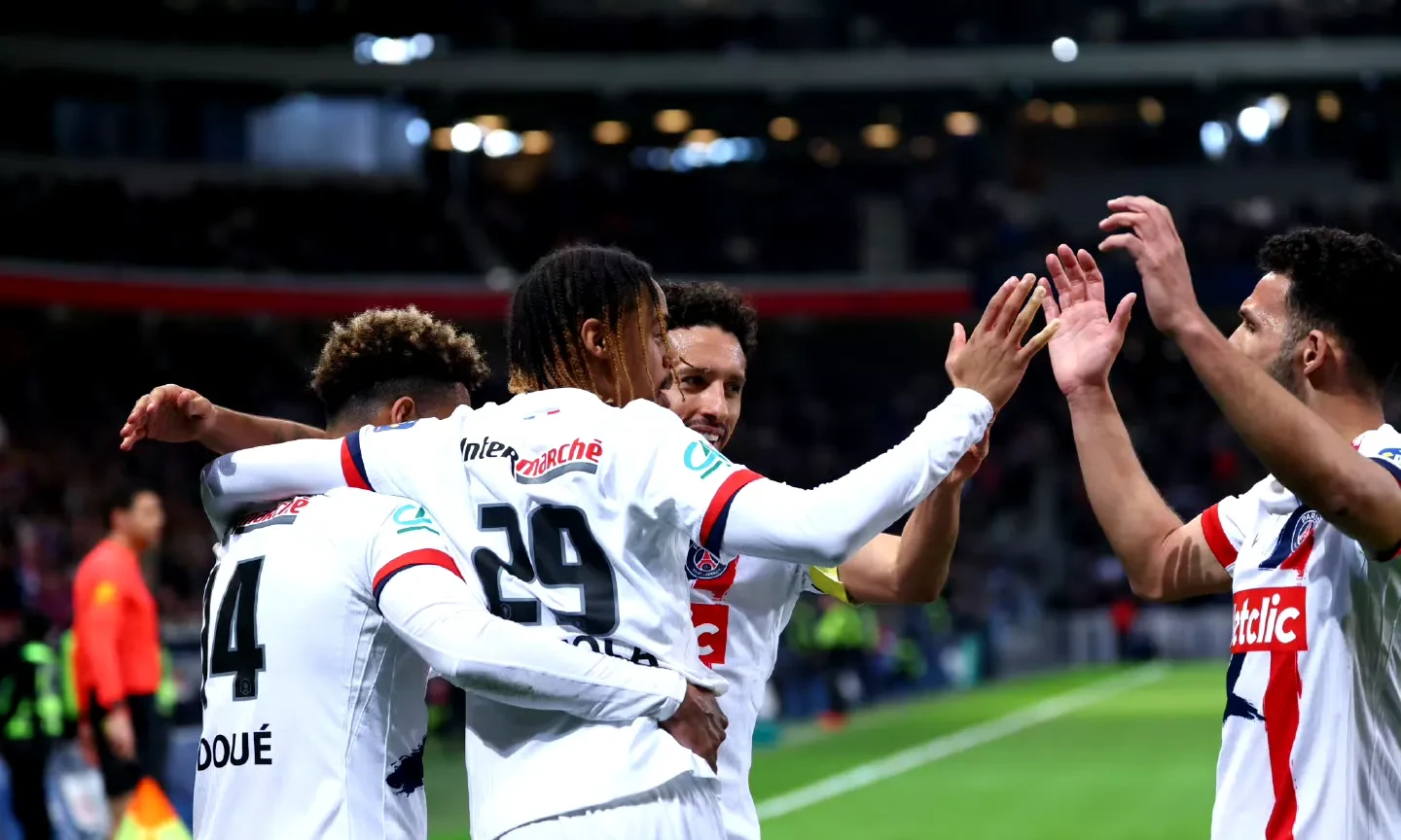 开云体育中国-里昂主场击败巴黎圣日耳曼，实现逆转，势不可挡