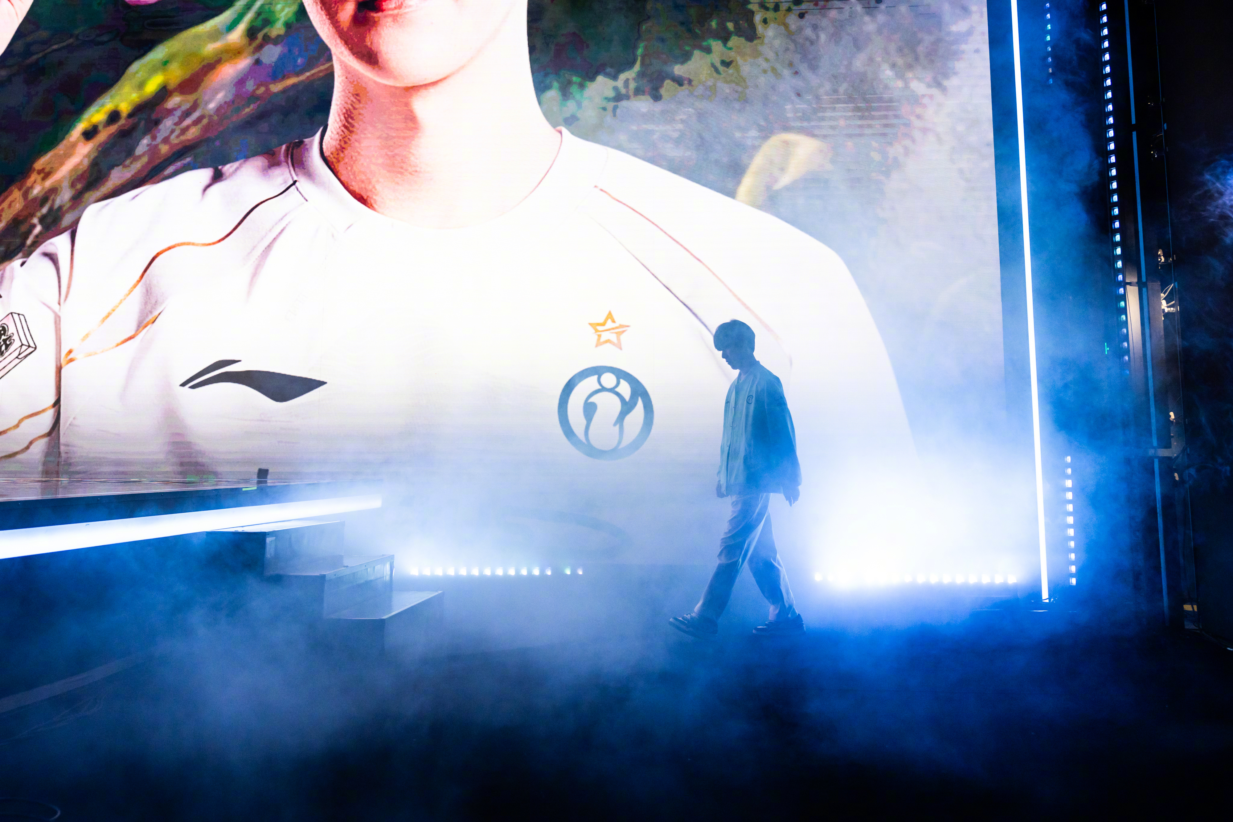 GEN绝杀WBG,Kanavi拿下关键大龙焦点之战入围赛,成为赛场最大亮点 GEN绝杀WBG,Kanavi拿下关键大龙焦点之战入围赛,成为赛场最大亮点