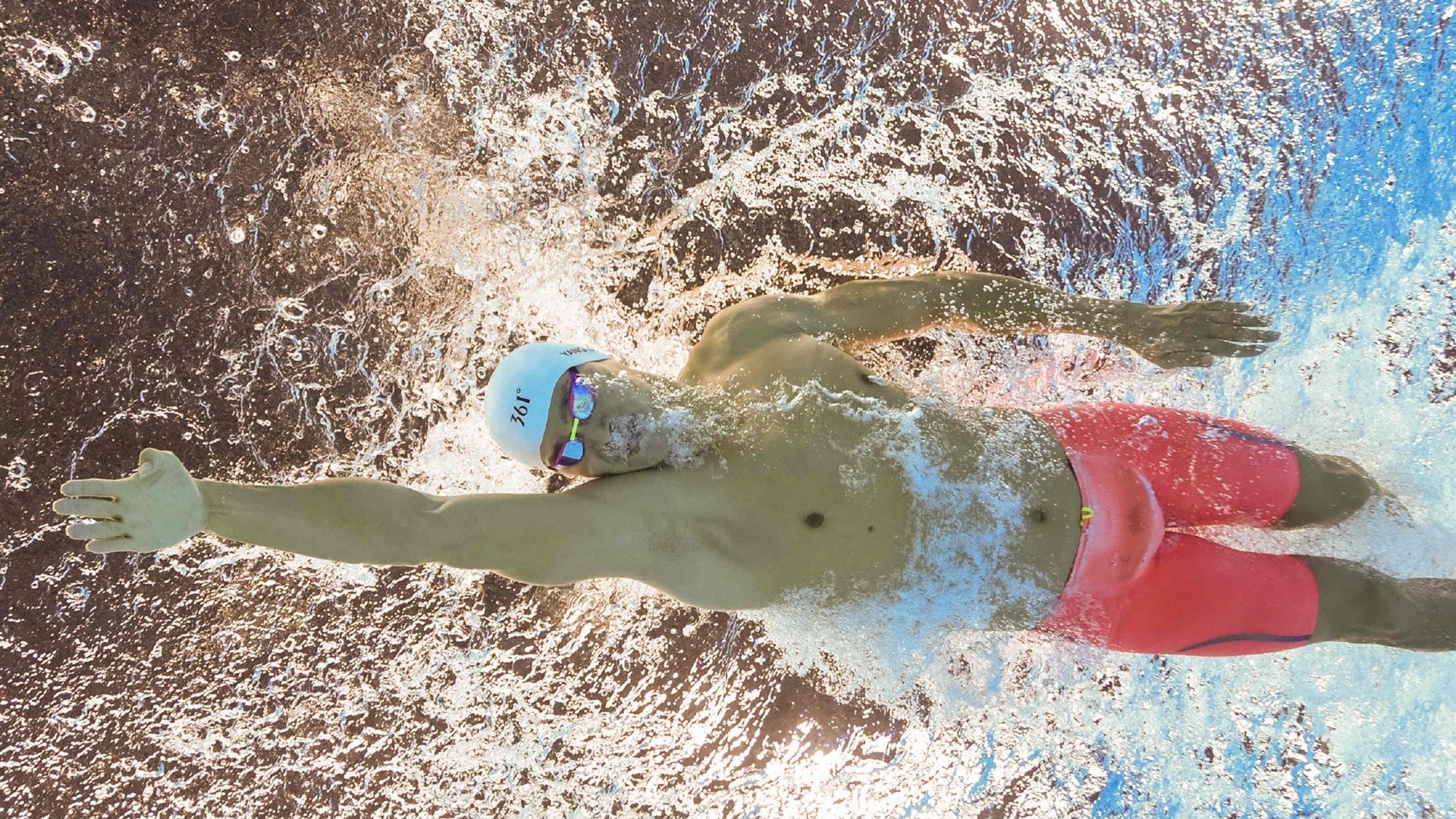 梅西王者归来导演进球盛宴！无名之辈马里竟将拉齐奥防线打成筛子